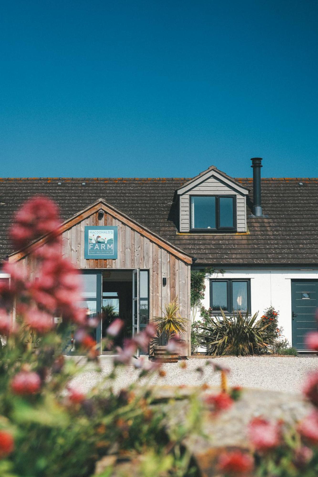 Mawgies Hotel Saint Ervan Екстериор снимка